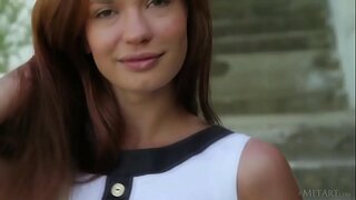 Vrhunski europski teen Каролизи glupirati na otvorenom