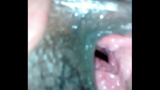 Slúžka je príliš sexy