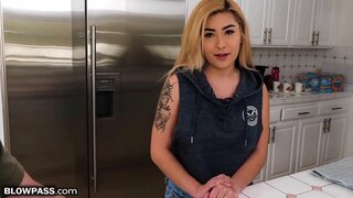 Για Την Εξεύρεση Βήμα-Κόρες Γυμνά