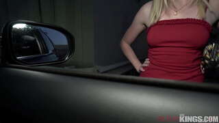 ���ಸ್ತೆ ವಾಕರ್ ಪಡೆಯುತ್ತದೆ ಎತ್ತಿಕೊಂಡು ಮೂಲಕ 2 ಚರ್ಭಿಯಿಳಿಸುವುದು ಹುಡುಗರಿಗೆ ತೆಗೆದುಕೊಳ್ಳುತ್ತದೆ ಮತ್ತು ದೊಡ್ಡ ಶಿಶ್ನ